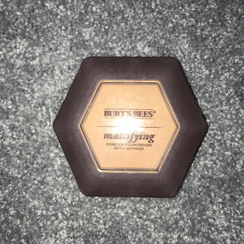 burt’s bees powder foundation